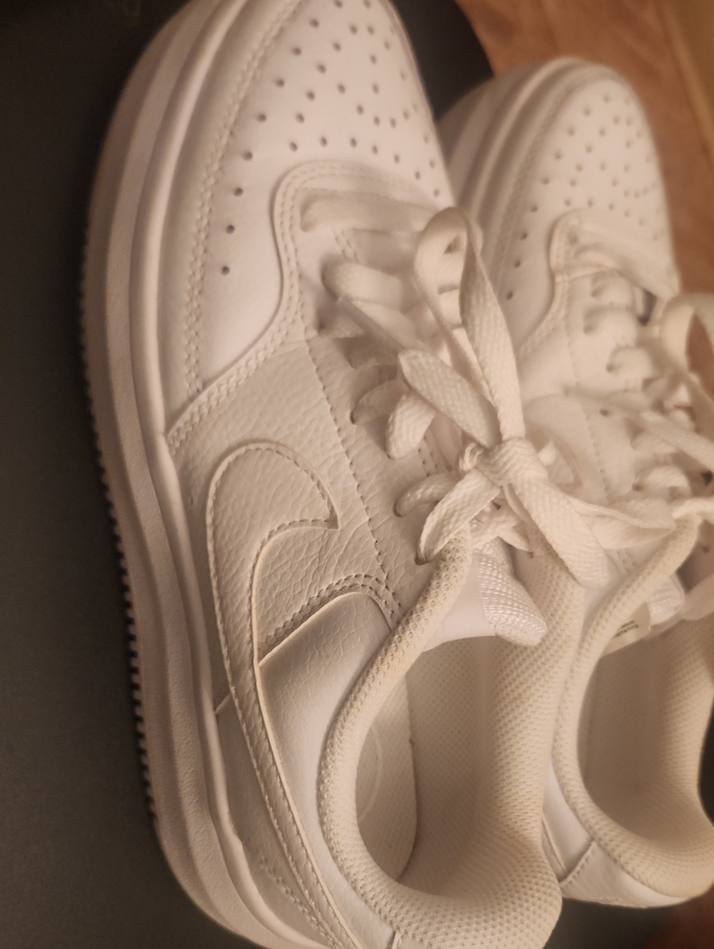 Nike Women's White Low-Top Leather Sneakers